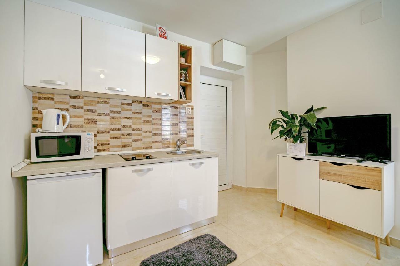 Studio Apartments Kalma Дубровник Екстериор снимка